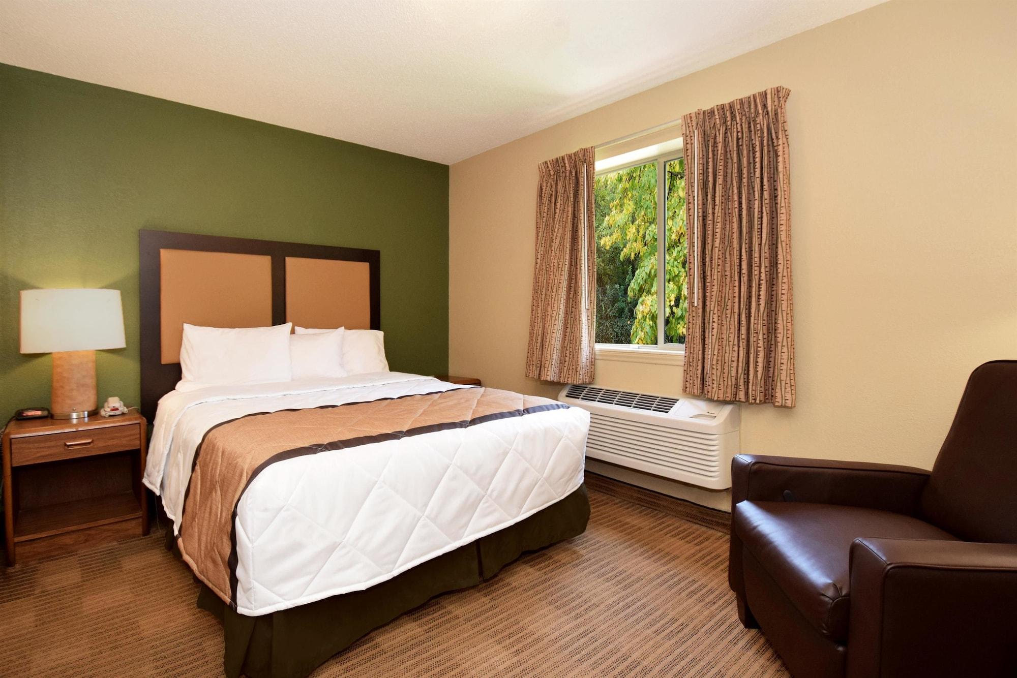 Extended Stay America Select Suites - Columbia - Gateway Drive Exterior photo