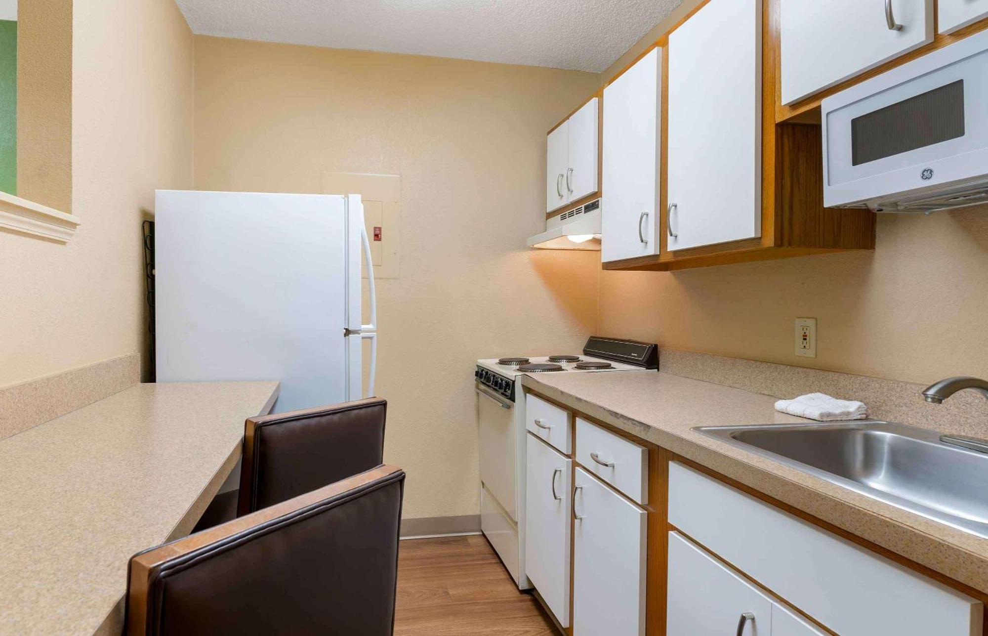 Extended Stay America Select Suites - Columbia - Gateway Drive Exterior photo
